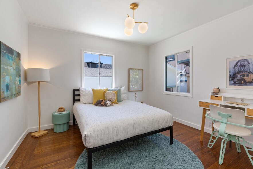 More Photos Of 1539 E 38th St, Oakland Apartments For Sale