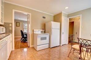 More Photos Of 1416 Terrace Dr, Tulsa Office For Lease