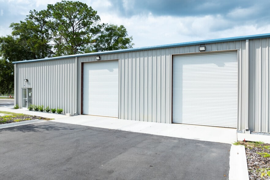 More Photos Of 5741 S Pine Ave, Ocala Service For Lease