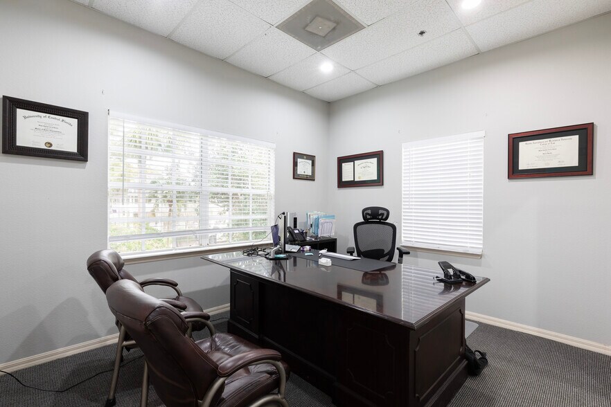 More Photos Of 159 Lookout Pl, Maitland Office For Sale