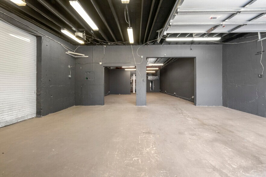 More Photos Of 3569 NW 10th Ave, Oakland Park Warehouse For Lease
