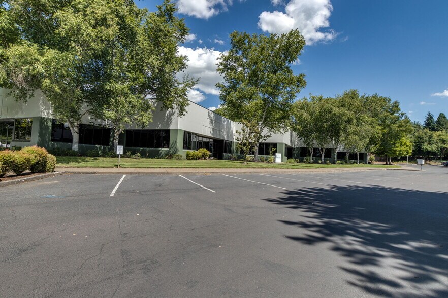 More Photos Of 9640 SW Sunshine Ct, Beaverton Unknown For Lease