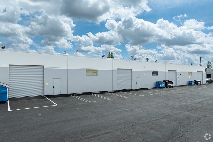 More Photos Of 9741-9803 Independence Ave, Chatsworth Manufacturing For Lease