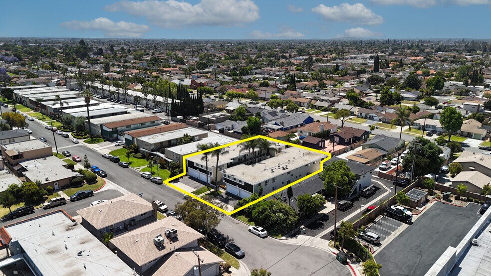 More Photos Of 7306-7312 Neo St, Downey Apartments For Sale