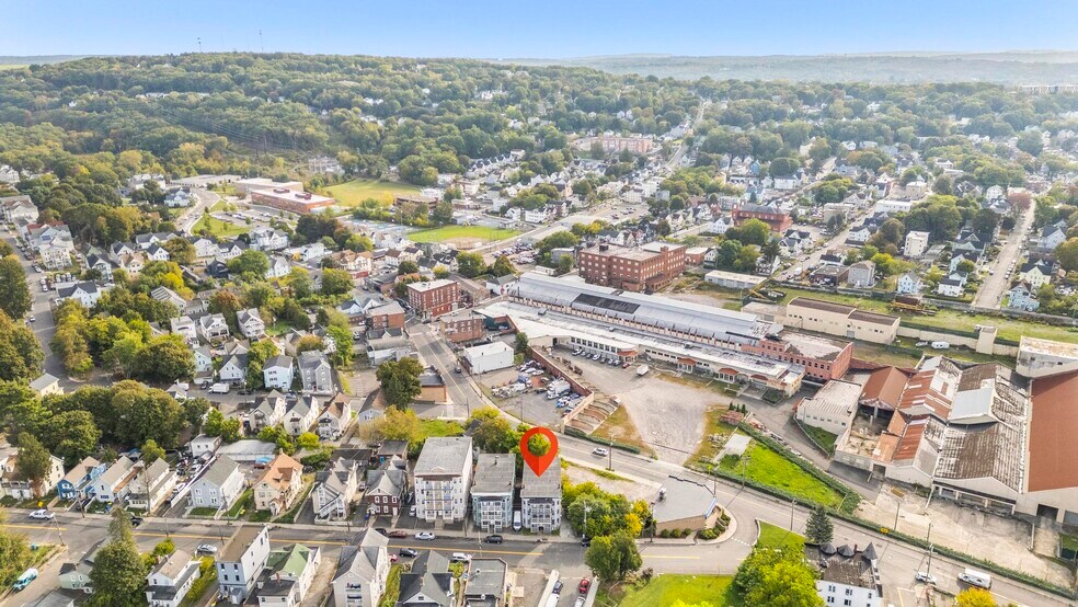 Primary Photo Of 28 Hill St, Waterbury Apartments For Sale