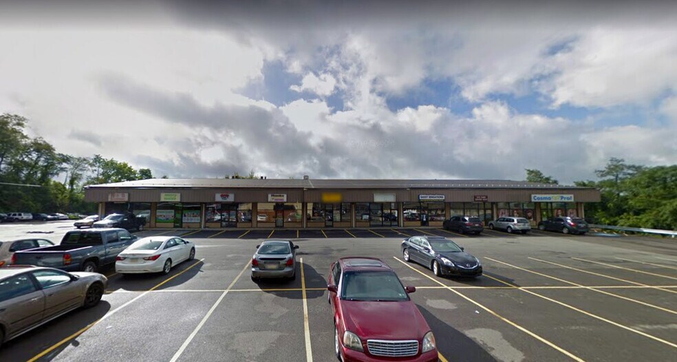 More Photos Of 6080-6111 Steubenville Pike, McKees Rocks Unknown For Lease