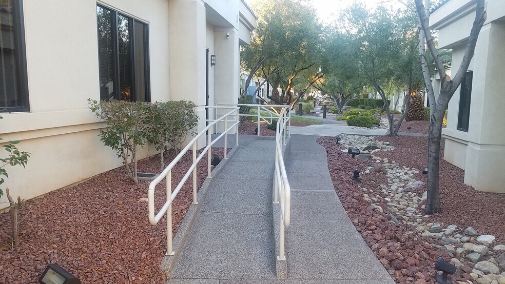More Photos Of 7884 W Sahara Ave, Las Vegas Medical For Sale