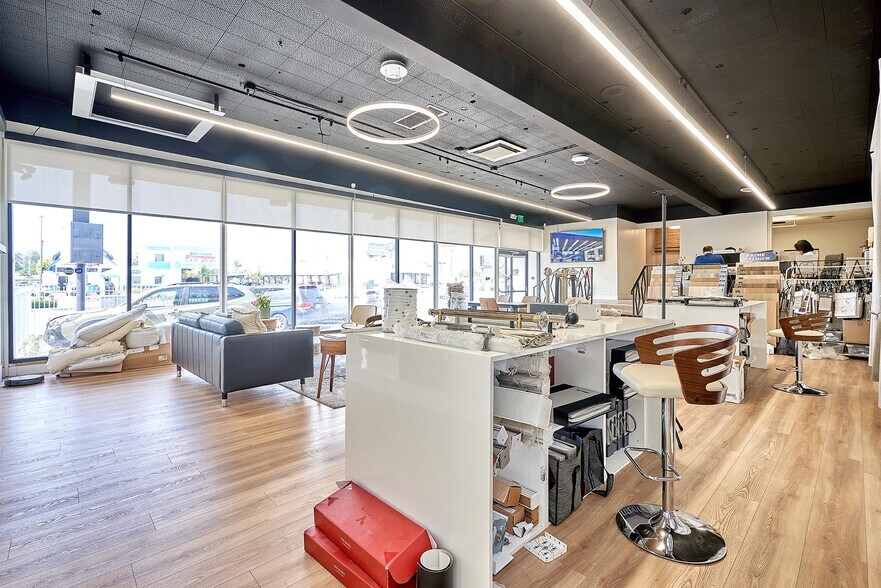 More Photos Of 2220 W Lincoln Ave, Anaheim Freestanding For Sale