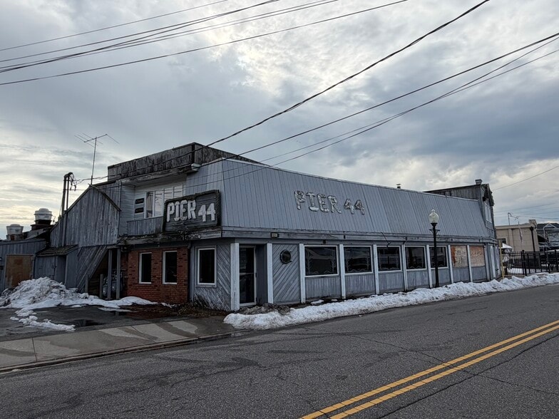 More Photos Of 444 Fire Island Ave, Babylon General Retail For Sale