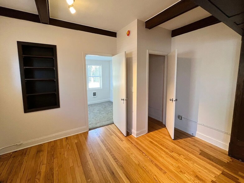 More Photos Of 604 Holly Ave, Saint Paul Apartments For Sale