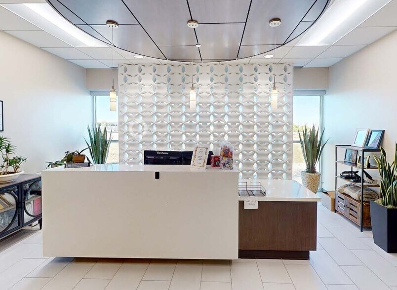 More Photos Of 4090 Mapleshade Ln, Plano Medical For Lease