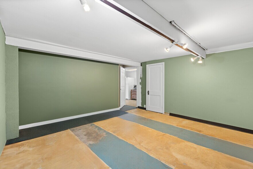 More Photos Of 1526 Heights Blvd, Houston Office For Lease