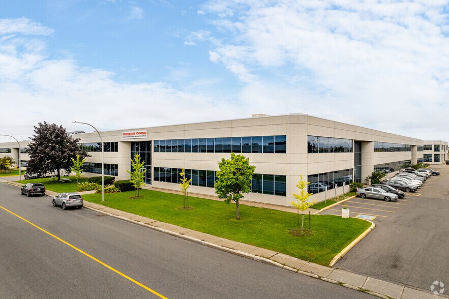 More Photos Of 4960 Rue Levy, Saint-Laurent Unknown For Lease