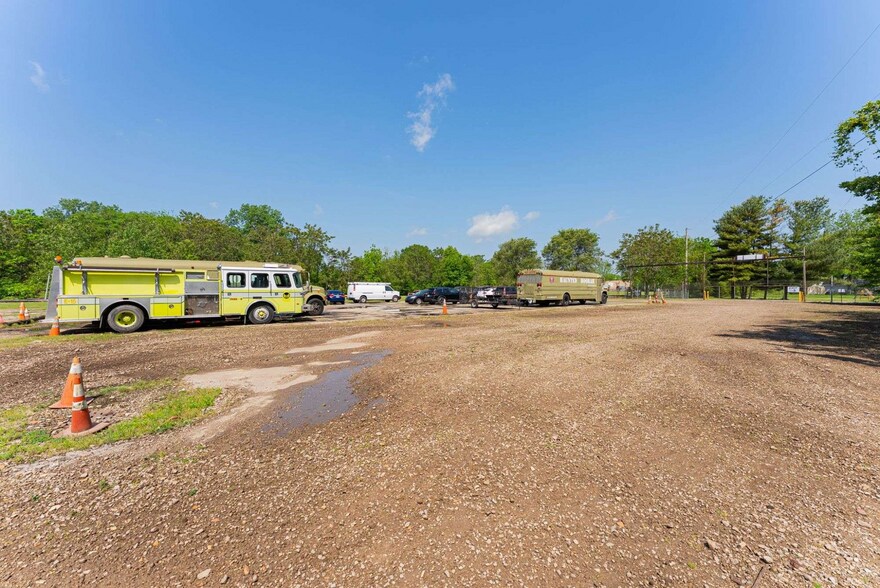 More Photos Of 311 Rose Ave, Marion Warehouse For Sale