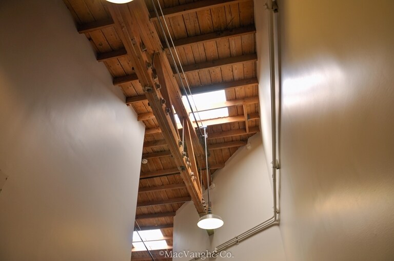 More Photos Of 300 S Raymond Ave, Pasadena Loft Creative Space For Lease