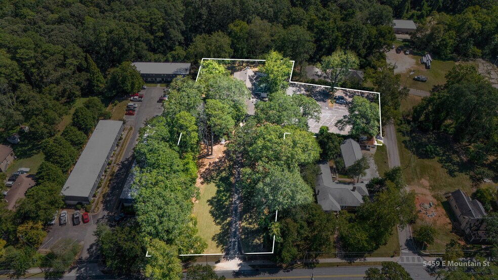 More Photos Of 5459 E Mountain St, Stone Mountain Restaurant For Sale