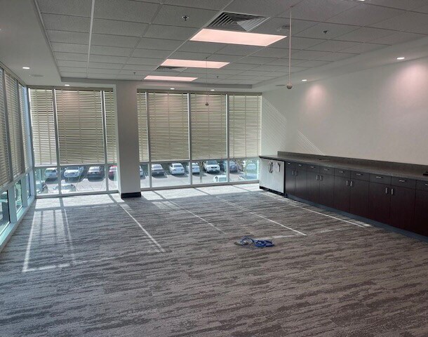 More Photos Of 7815 N Palm Ave, Fresno Office For Lease