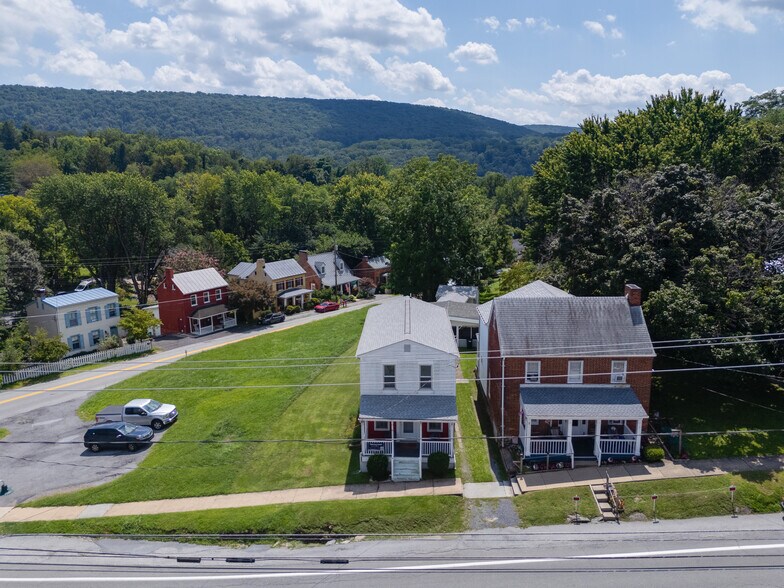 More Photos Of 1053 Washington St, Harpers Ferry Hospitality For Sale