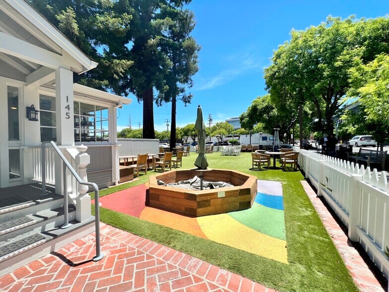 More Photos Of 145 1st St, Los Altos Restaurant For Lease