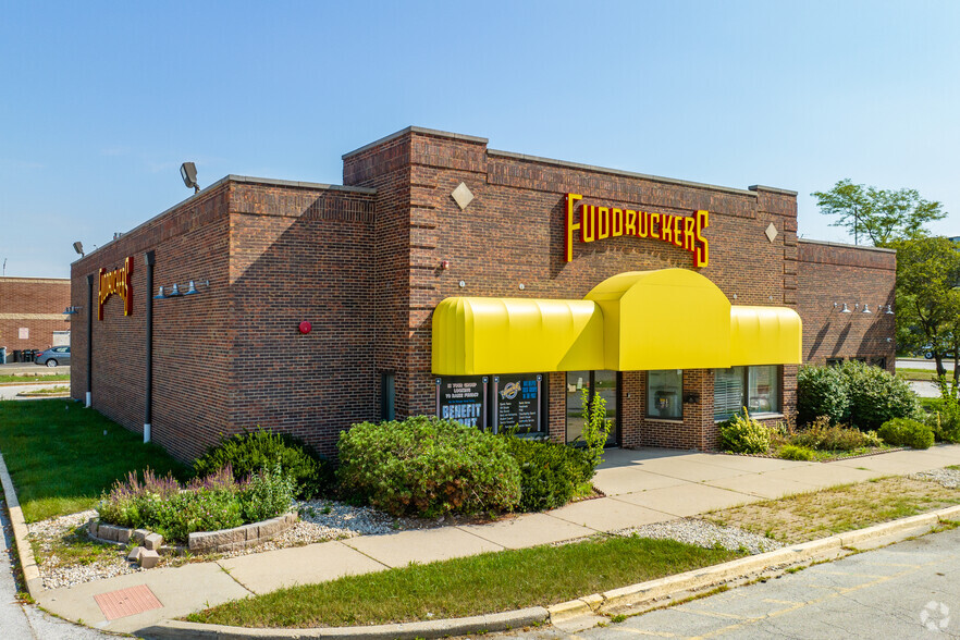 Primary Photo Of 300 Town Center Rd, Matteson Restaurant For Sale