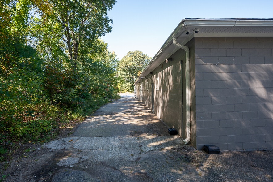 More Photos Of 10 Meadow Rd, Spencer Lodge Meeting Hall For Sale