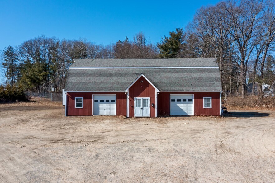 More Photos Of 600 Broncos Hwy, Mapleville Flex For Sale