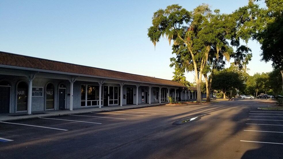 More Photos Of 3926-3932 San Jose Park Dr, Jacksonville Unknown For Lease