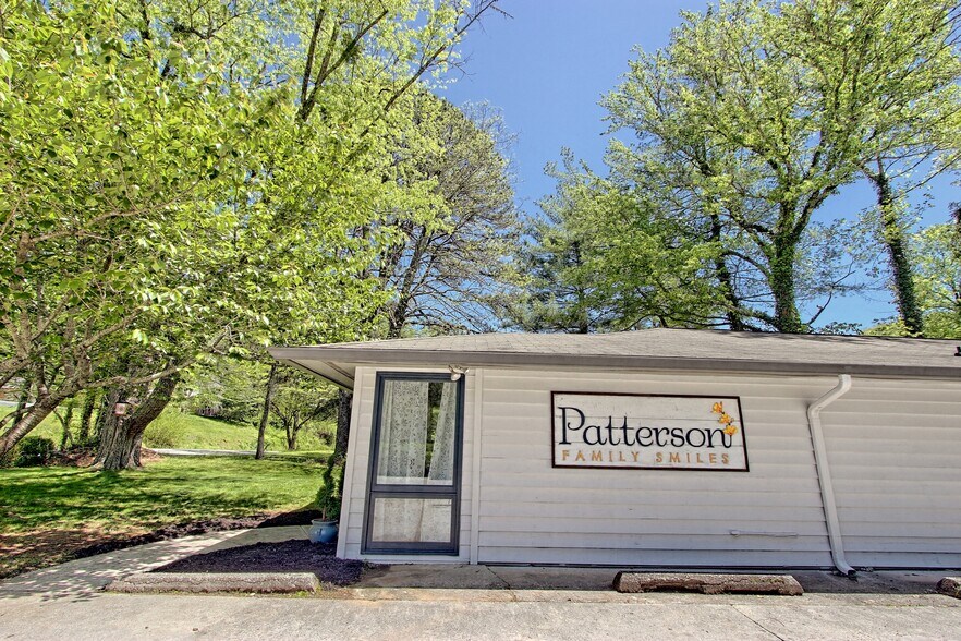 More Photos Of 436 Warwoman Rd, Clayton Medical For Sale