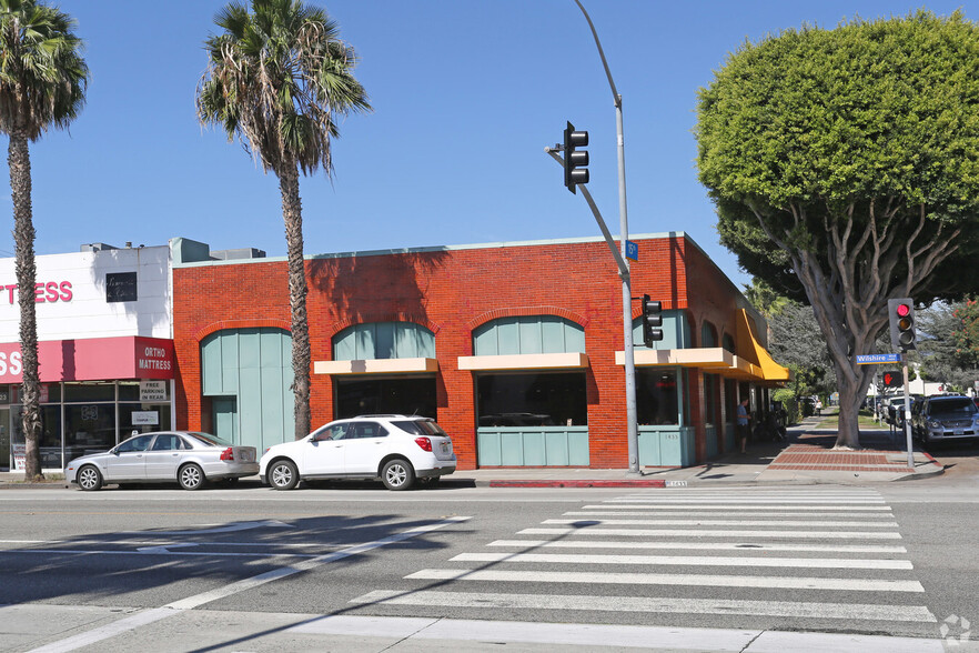 Primary Photo Of 1433 Wilshire Blvd, Santa Monica Restaurant For Sale