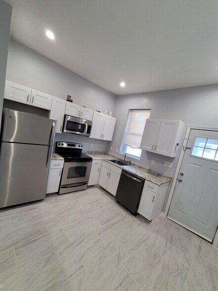 More Photos Of 2635 N Calvert St, Baltimore Apartments For Sale
