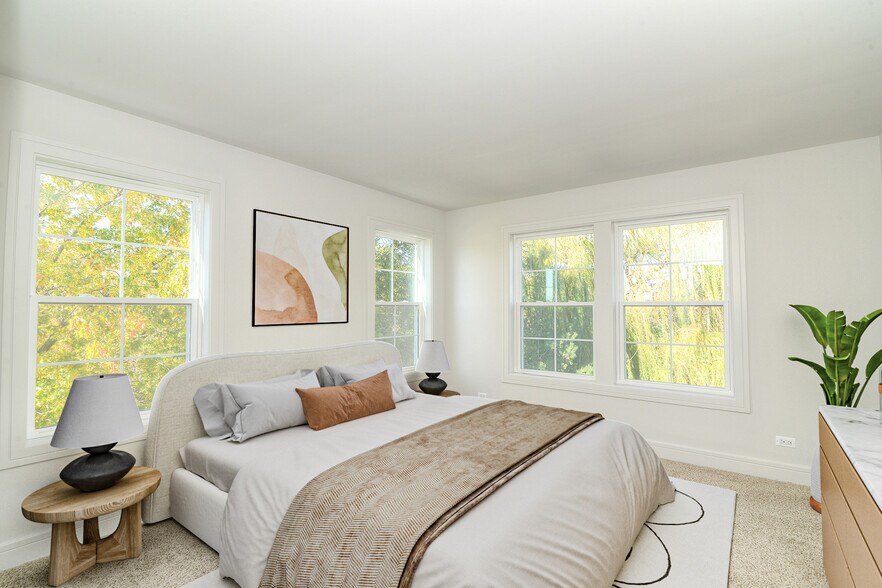 More Photos Of 214 N Walnut St, Bensenville Apartments For Sale