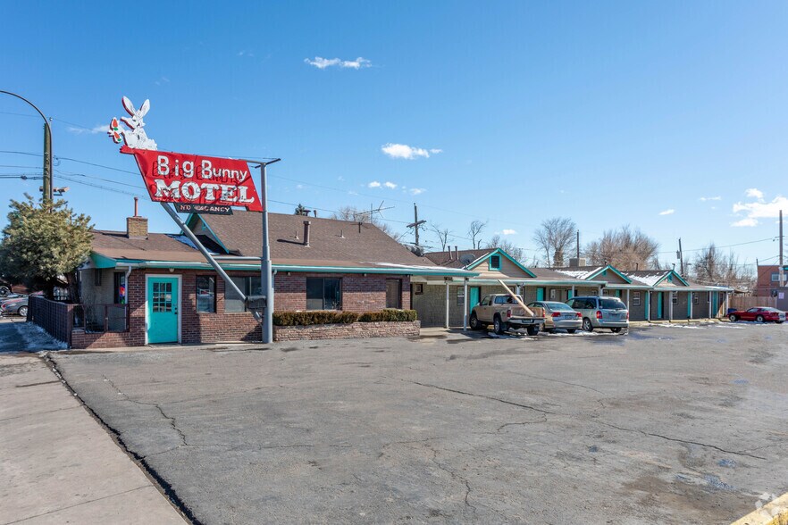 More Photos Of 6218 W Colfax Ave, Lakewood Hotel For Sale