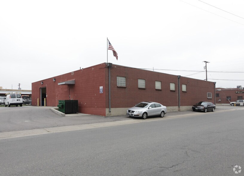 More Photos Of 951 Vallejo St, Denver Warehouse For Sale