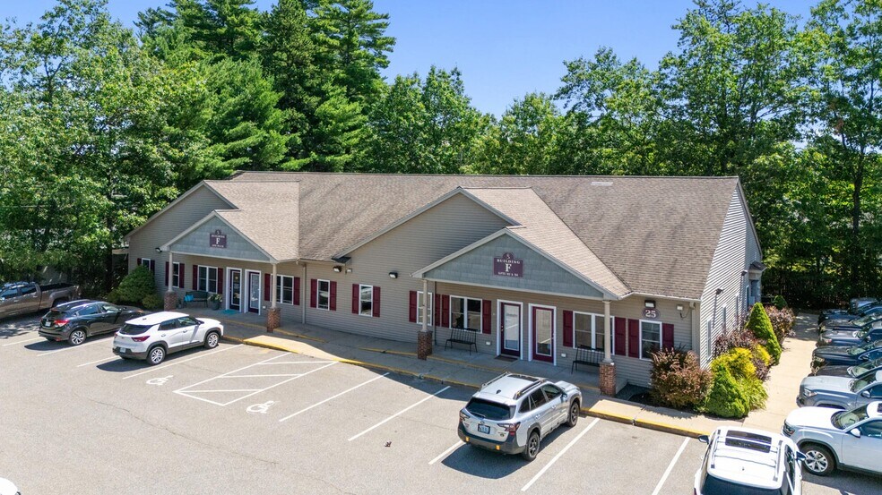 More Photos Of 1137 Main St, Sanford Office For Sale