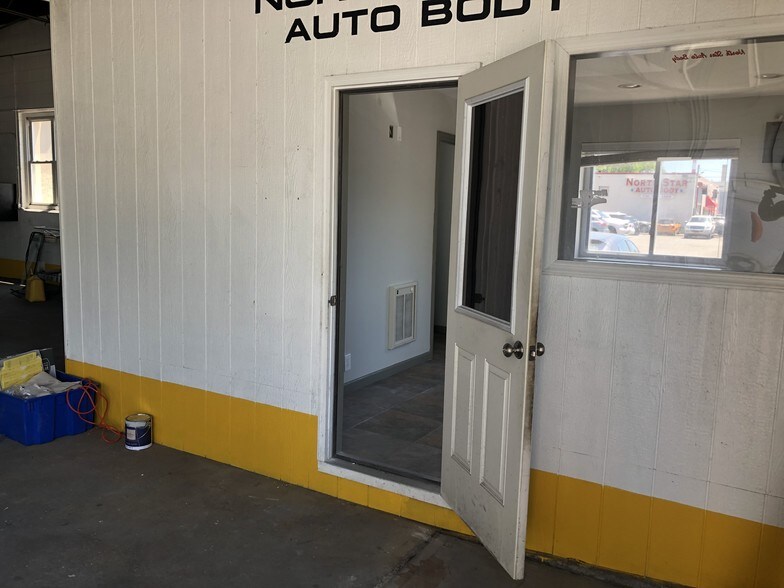 More Photos Of 3485 Lawson Blvd, Oceanside Auto Repair For Sale