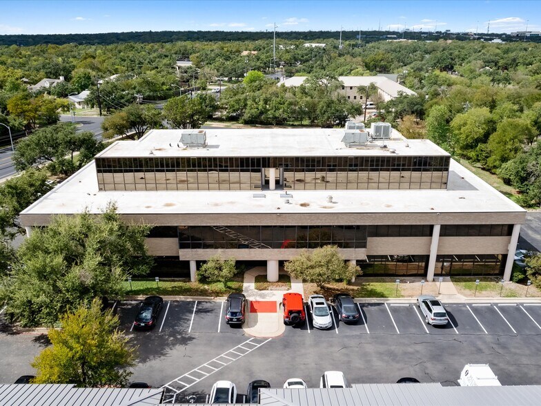 More Photos Of 11675 Jollyville Rd, Austin Office For Sale