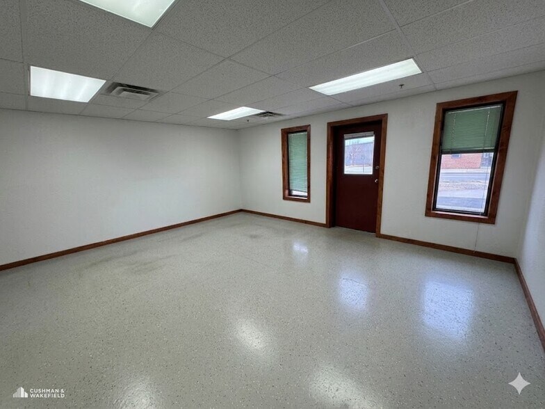 More Photos Of 133 Racquette Dr, Fort Collins Warehouse For Lease