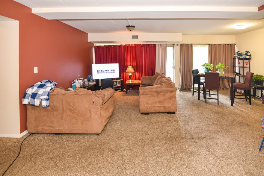 More Photos Of 3809 Clarks Ln, Baltimore Apartments For Sale
