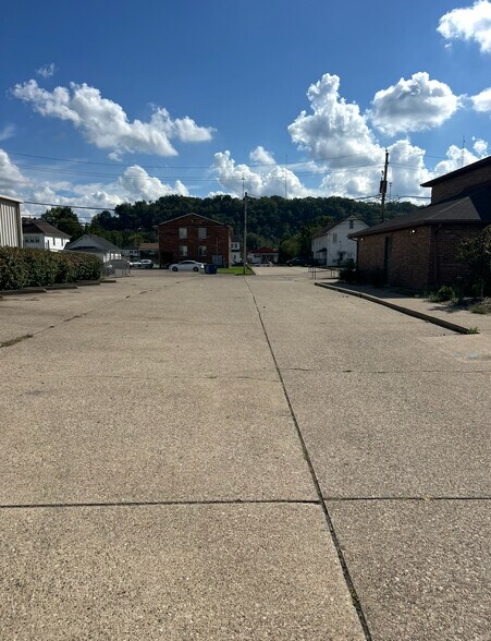 More Photos Of 2915 3rd Ave, Huntington Medical For Lease