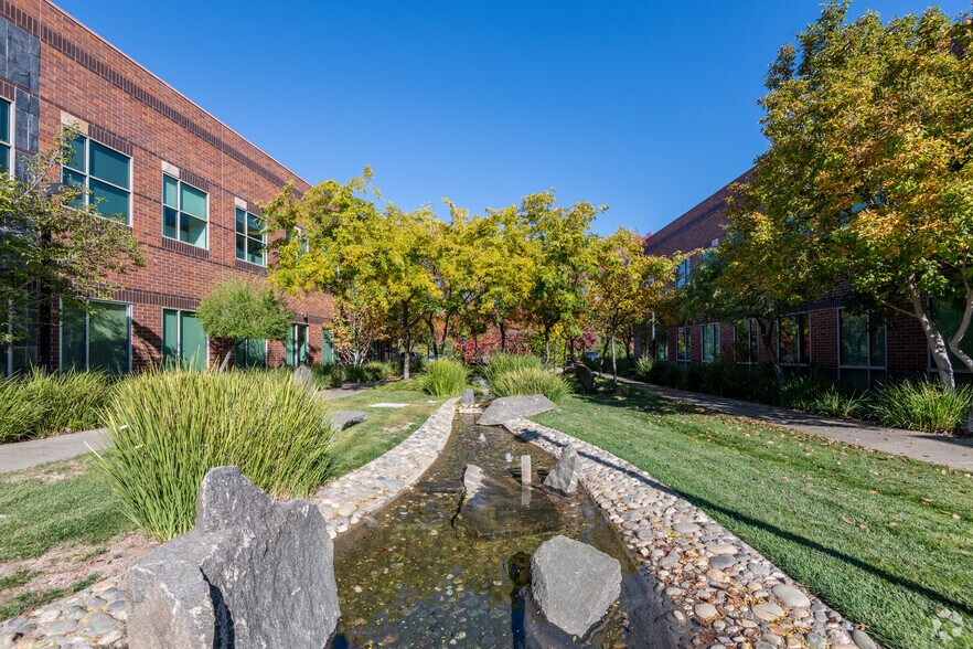 More Photos Of 2377 Gold Meadow Way, Gold River Unknown For Lease