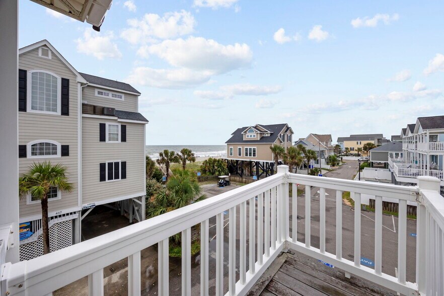 More Photos Of 412 S Seaside Dr, Surfside Beach Multifamily For Sale