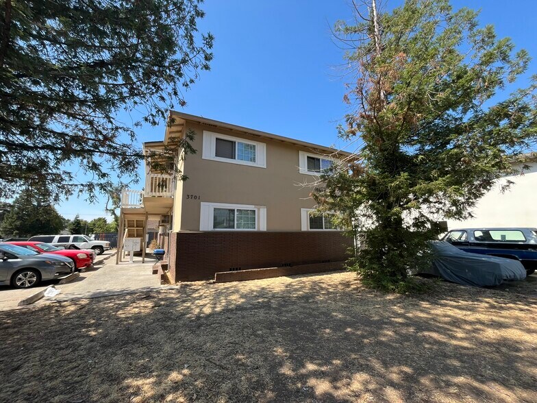 More Photos Of 3701 Morse Ave, Sacramento Apartments For Sale