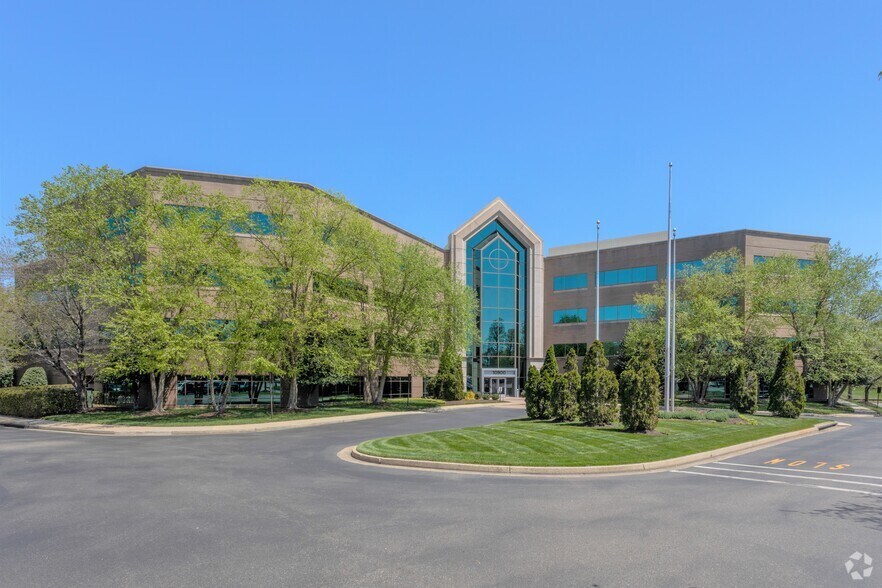 More Photos Of 10900 Nuckols Rd, Glen Allen Medical For Lease