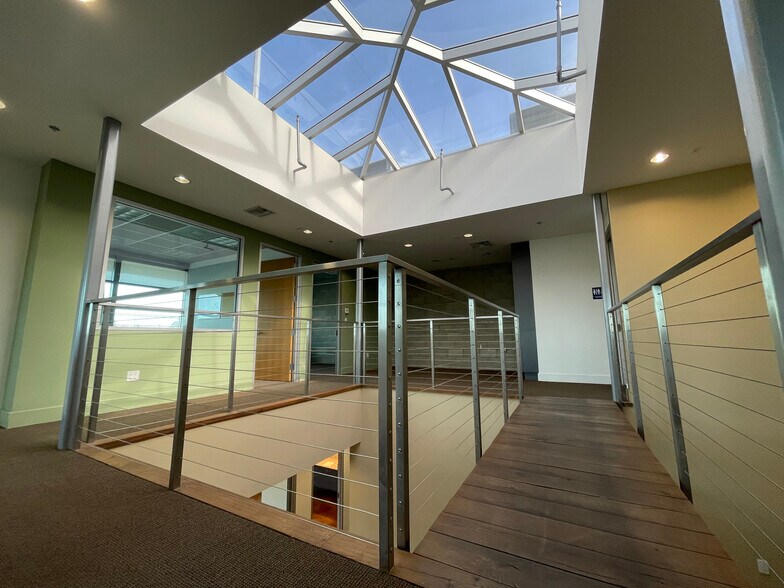 More Photos Of 13806 S Inglewood Ave, Hawthorne Loft Creative Space For Sale