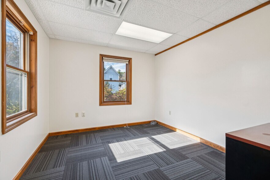 More Photos Of 61 Depot St, White River Junction Office For Sale