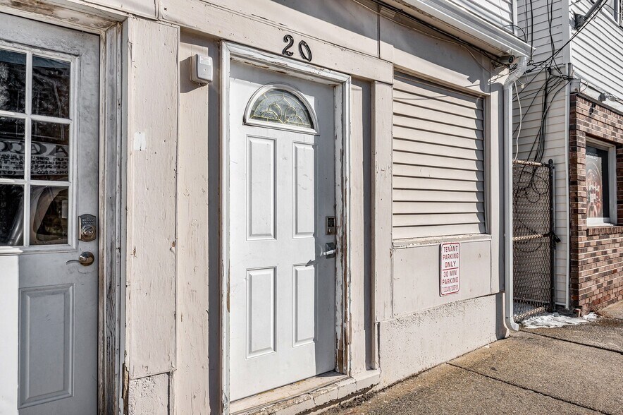 Primary Photo Of 16-20 Concord st, Lowell Office For Lease
