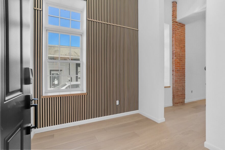 More Photos Of 63 Church St, Greenwich Apartments For Sale