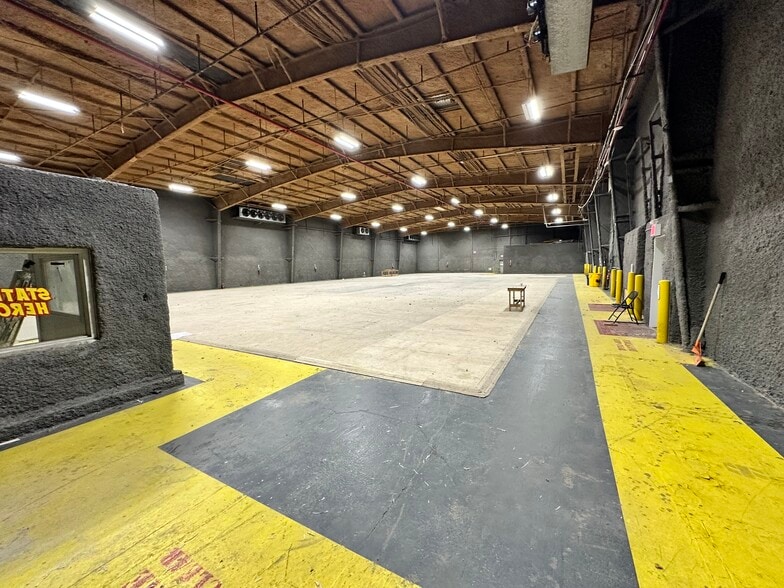 More Photos Of 4865 Arthur Kill Rd, Staten Island Warehouse For Sale