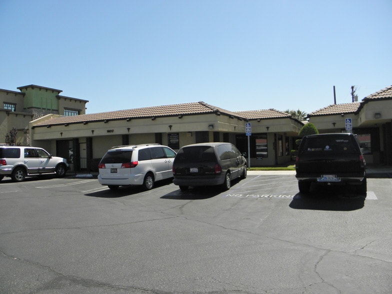 More Photos Of 16017 Tuscola Rd, Apple Valley Medical For Lease