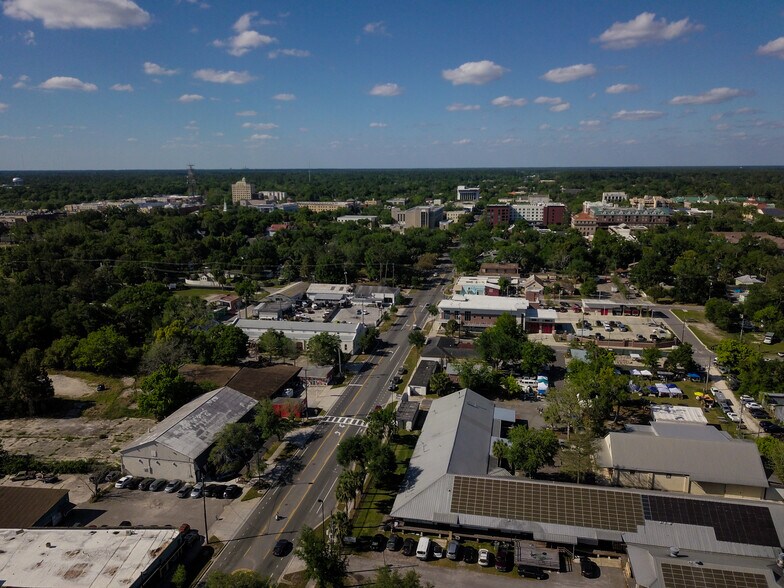More Photos Of 620 S Main St, Gainesville Warehouse For Lease